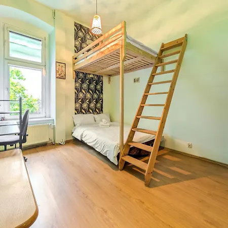 Podwale By Bookinghost * ורוצלב