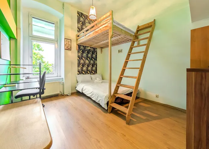 Podwale By Bookinghost * فروتسواف