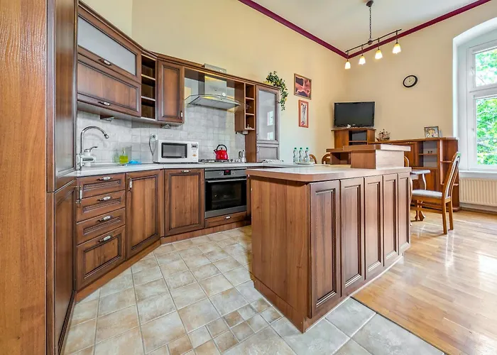 Podwale By Bookinghost شقة